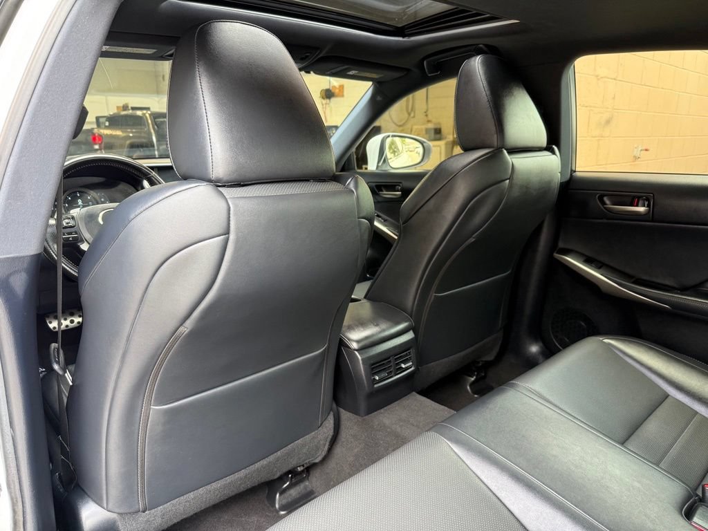 Used 2019 Lexus IS 300 F Sport w/ F Sport Package AWD/4WD image 16