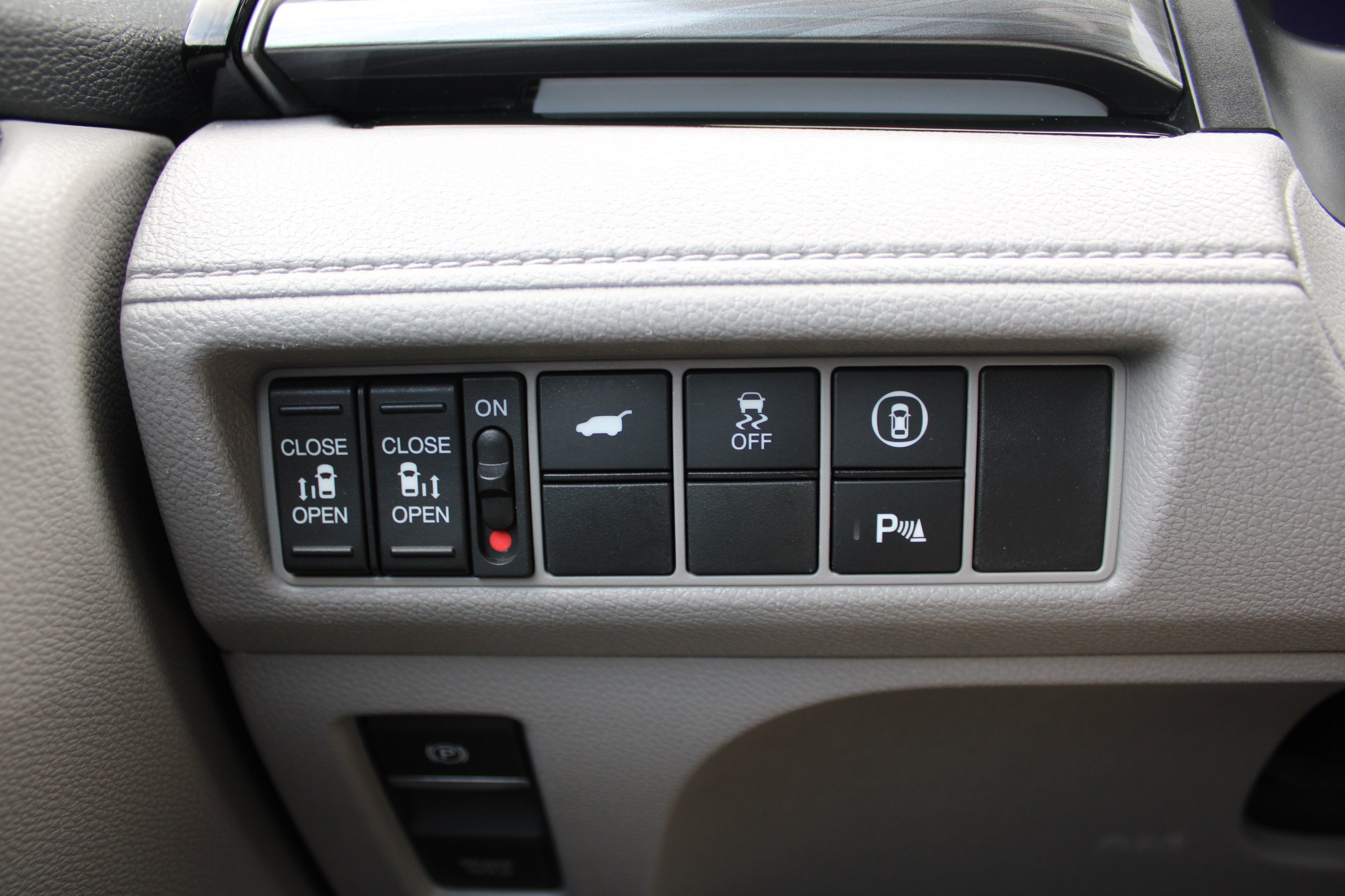 Used 2023 Honda Odyssey Elite image 26