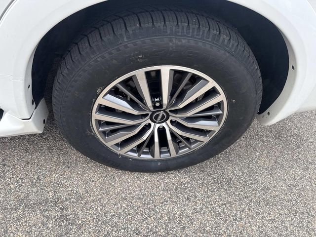 Used 2023 Nissan Armada SL w/ Cargo Package image 13