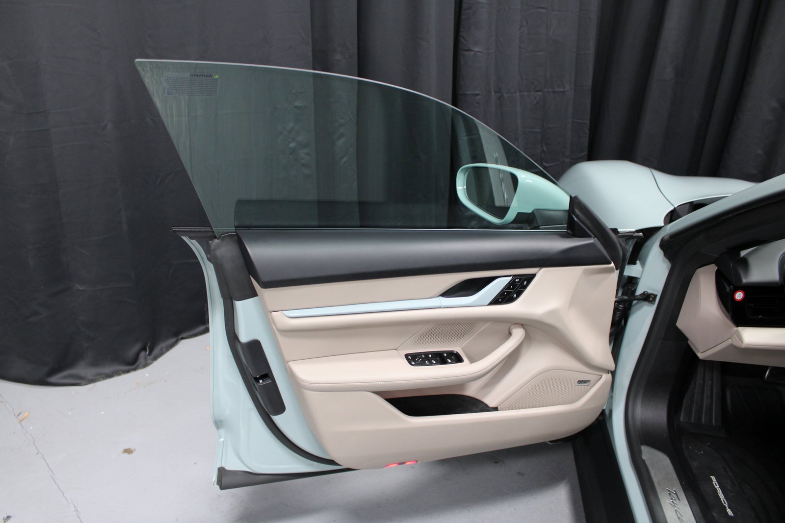 Certified 2025 Porsche Taycan image 14