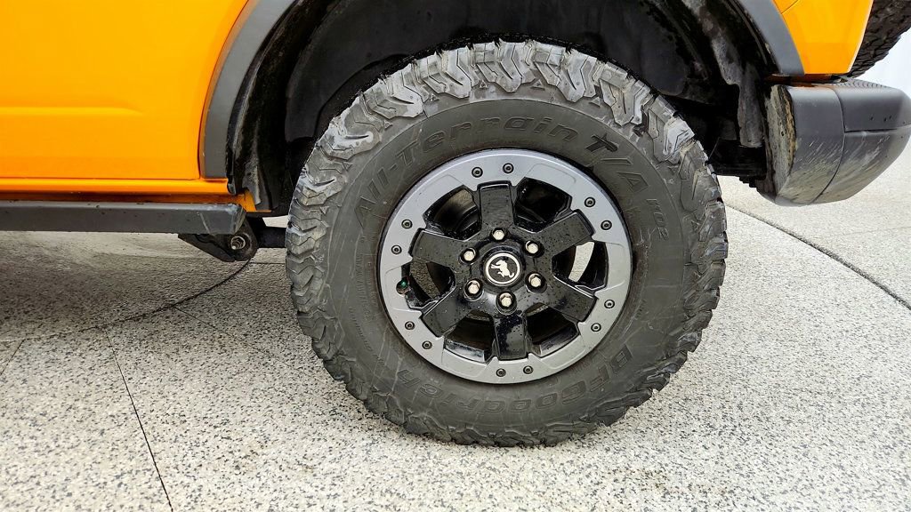 Used 2021 Ford Bronco Badlands image 9