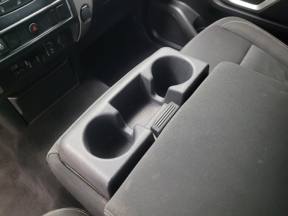 Used 2017 Nissan Titan SV image 26