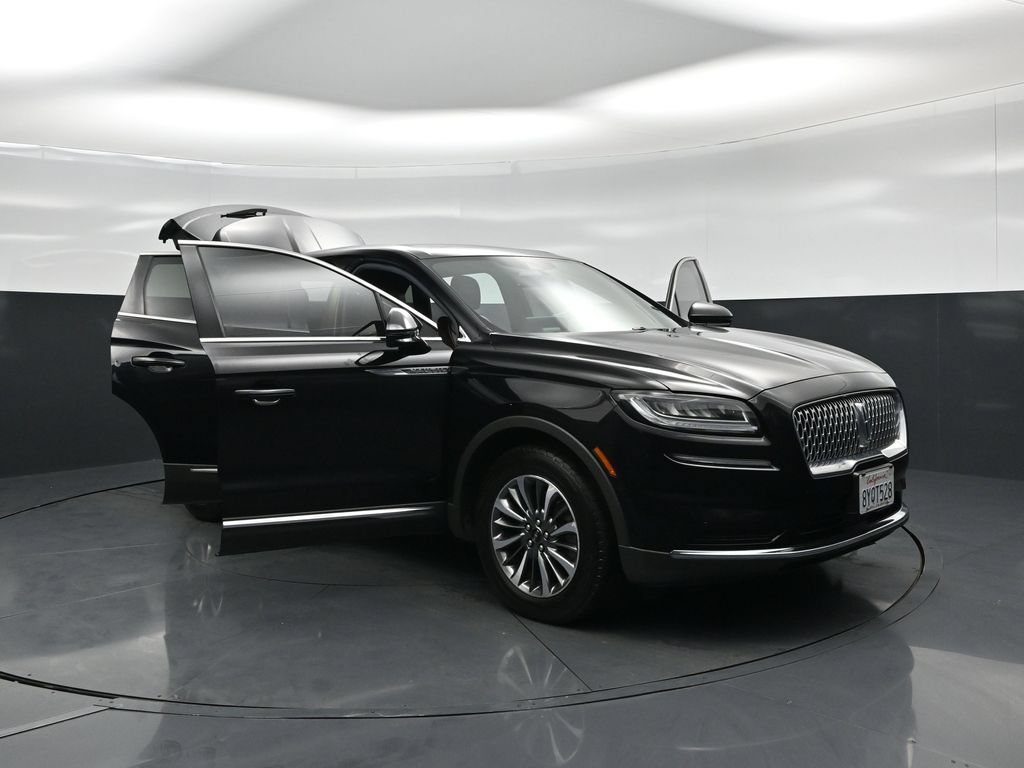 Used 2021 Lincoln Nautilus Reserve w/ Cargo Utility Package FWD image 27