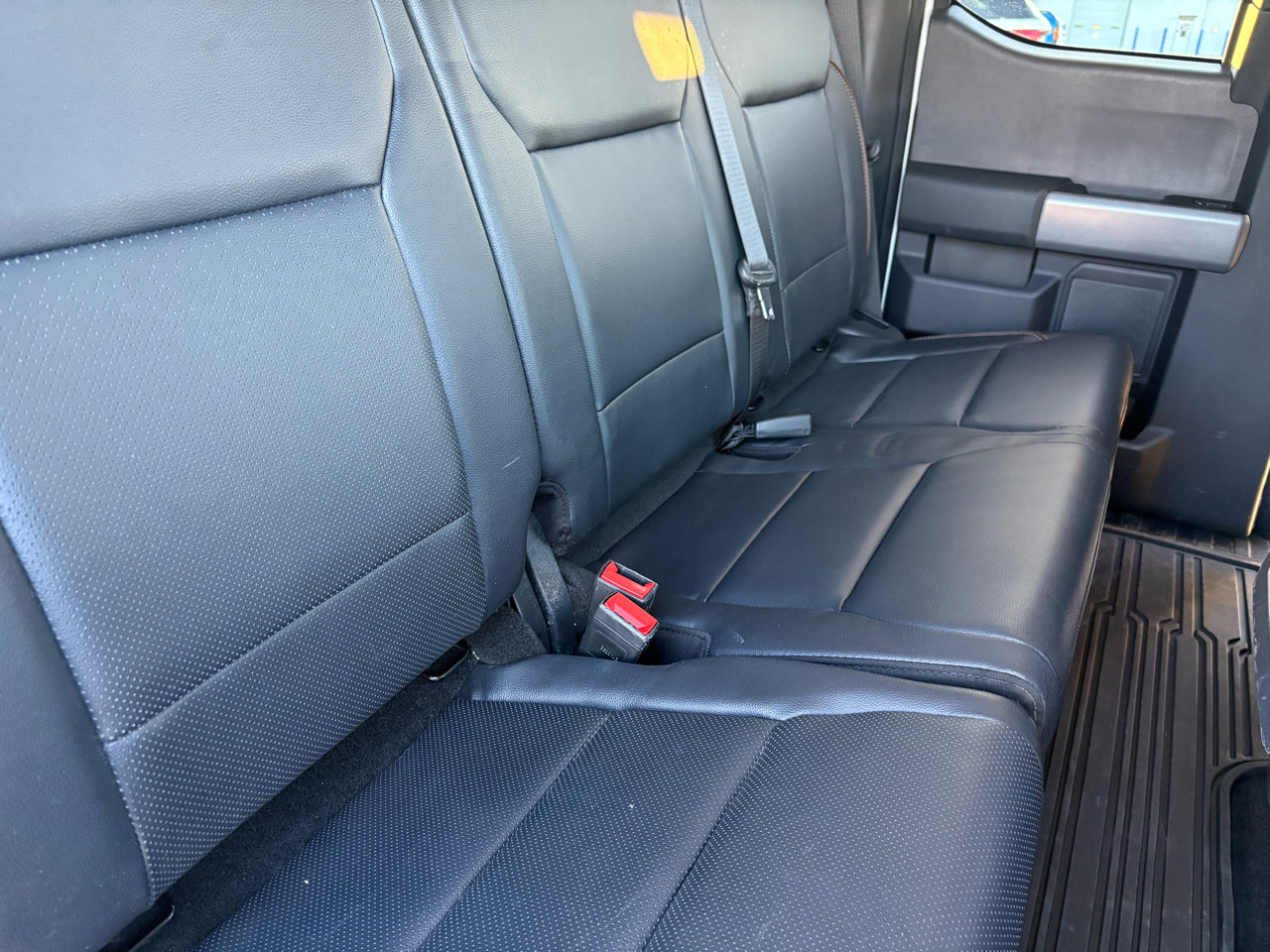 Used 2023 Ford F350 Lariat image 54