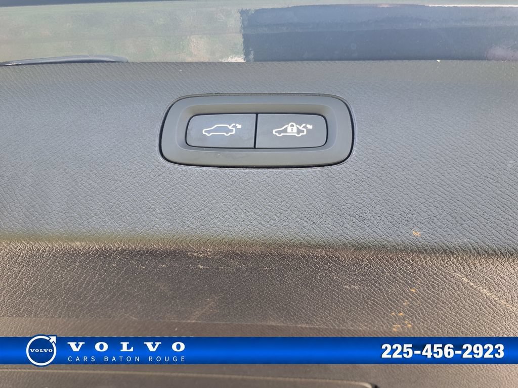 Certified 2024 Volvo XC90 B5 Plus w/ Protection Package Premier AWD/4WD image 13