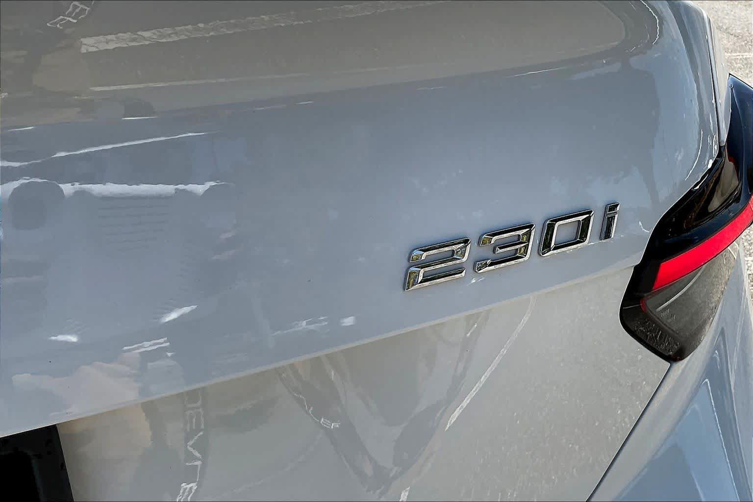 Used 2026 BMW 230i Coupe w/ Premium Package RWD image 10