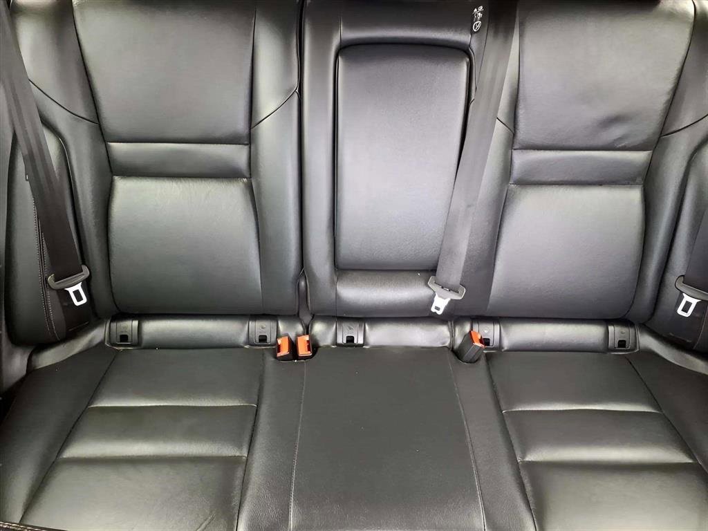 Used 2023 Nissan Rogue SL w/ SL Premium Package image 17