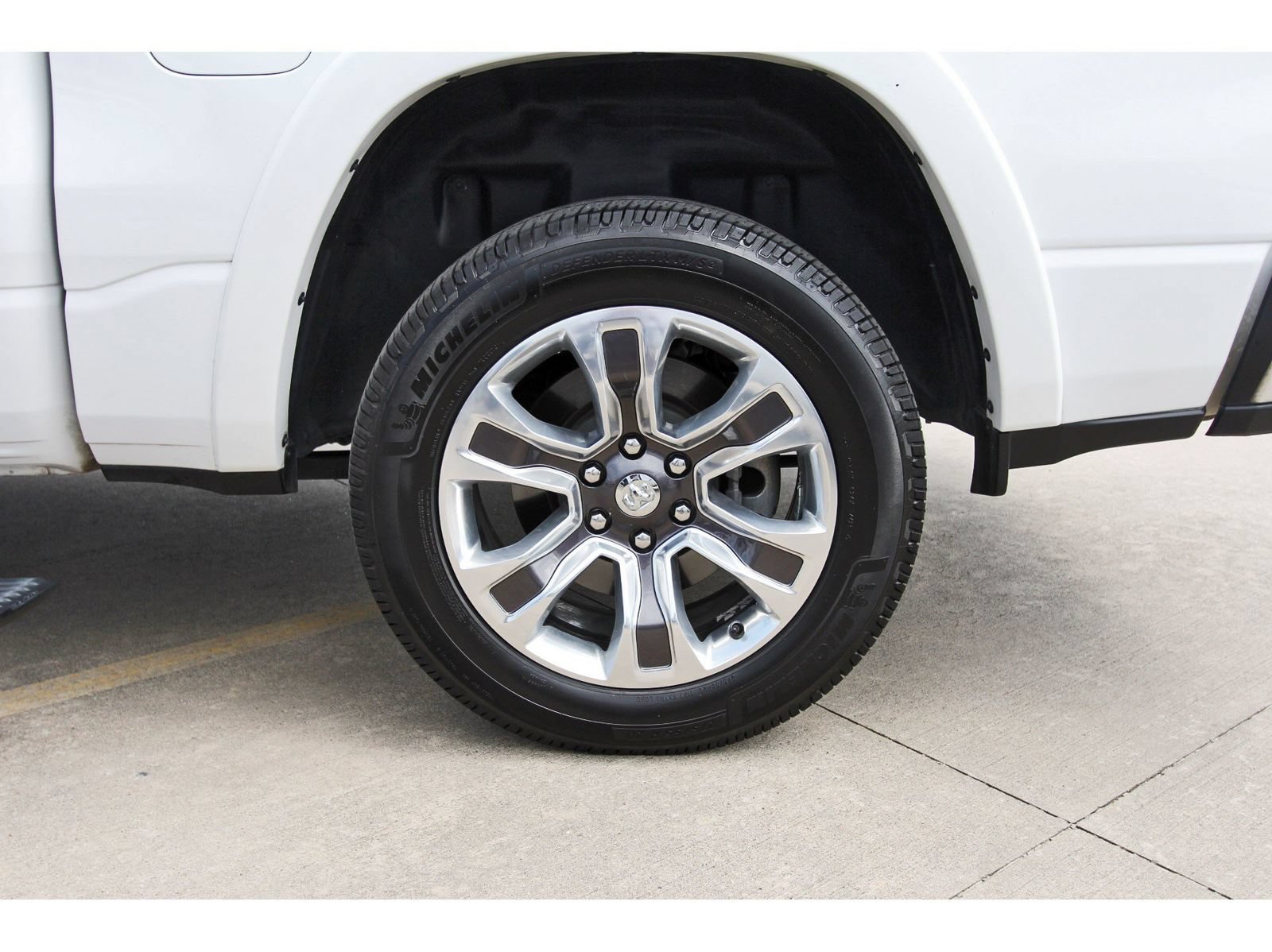 Used 2019 RAM 1500 Limited RWD image 31