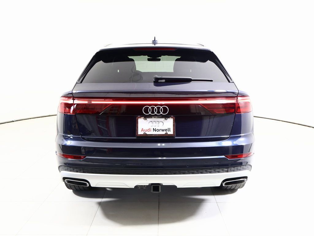 Used 2024 Audi Q8 Premium Plus image 14