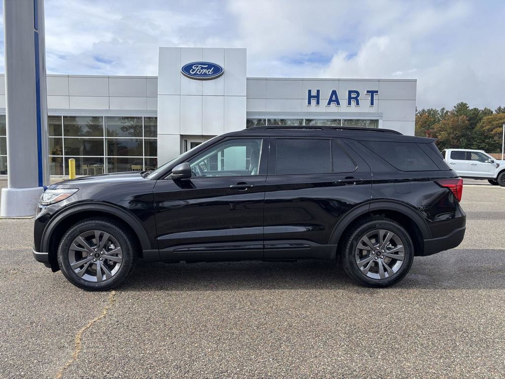 New 2026 Ford Explorer Active w/ Active Comfort Package image 6