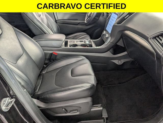Used 2022 Ford Edge Titanium w/ Equipment Group 301A AWD/4WD image 33