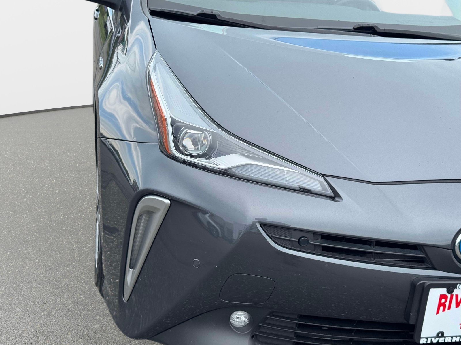 Certified 2022 Toyota Prius XLE AWD/4WD image 7