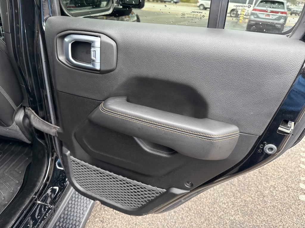 Used 2021 Jeep Wrangler Unlimited Sahara image 17