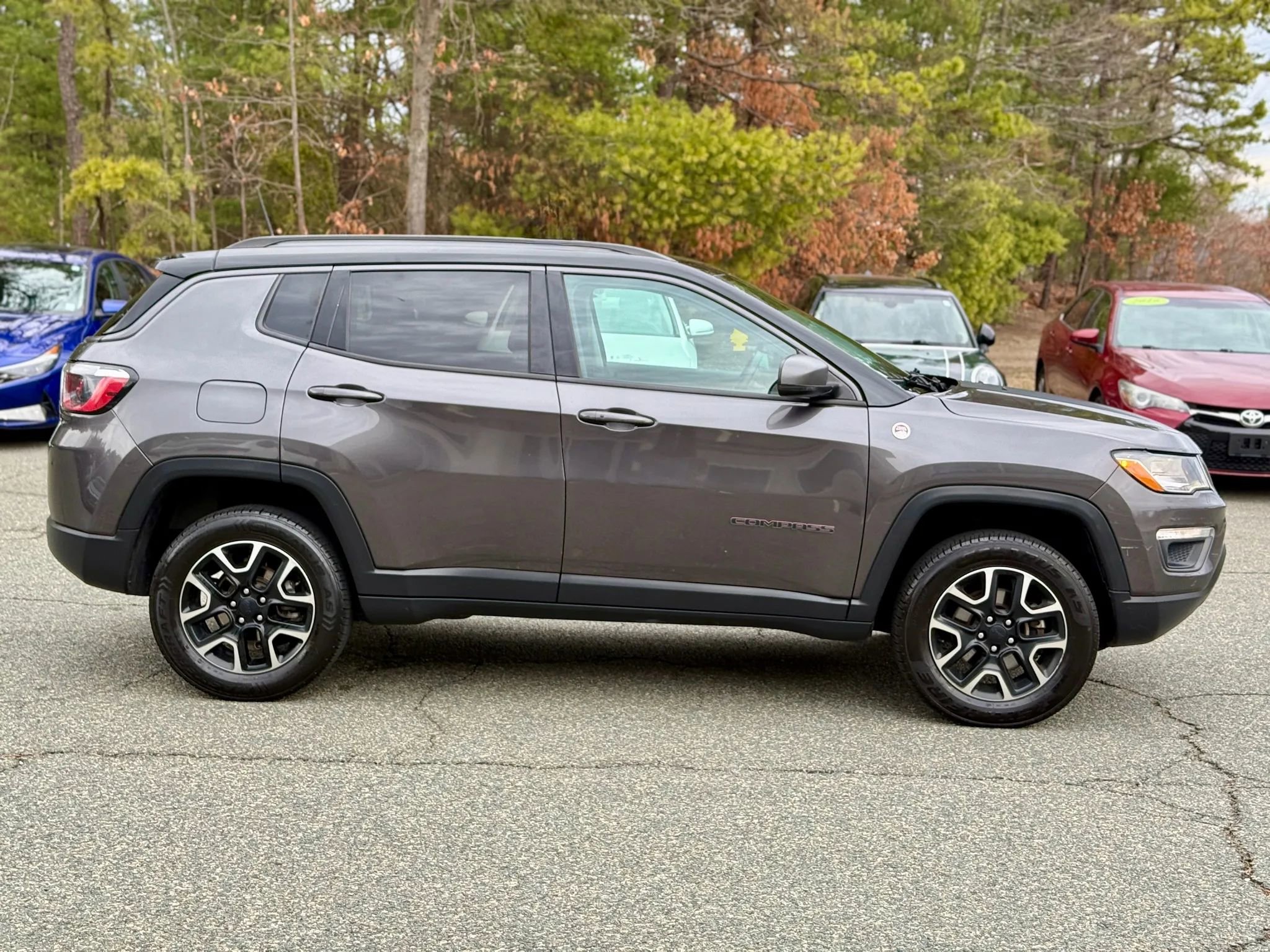 Used 2021 Jeep Compass Trailhawk image 4