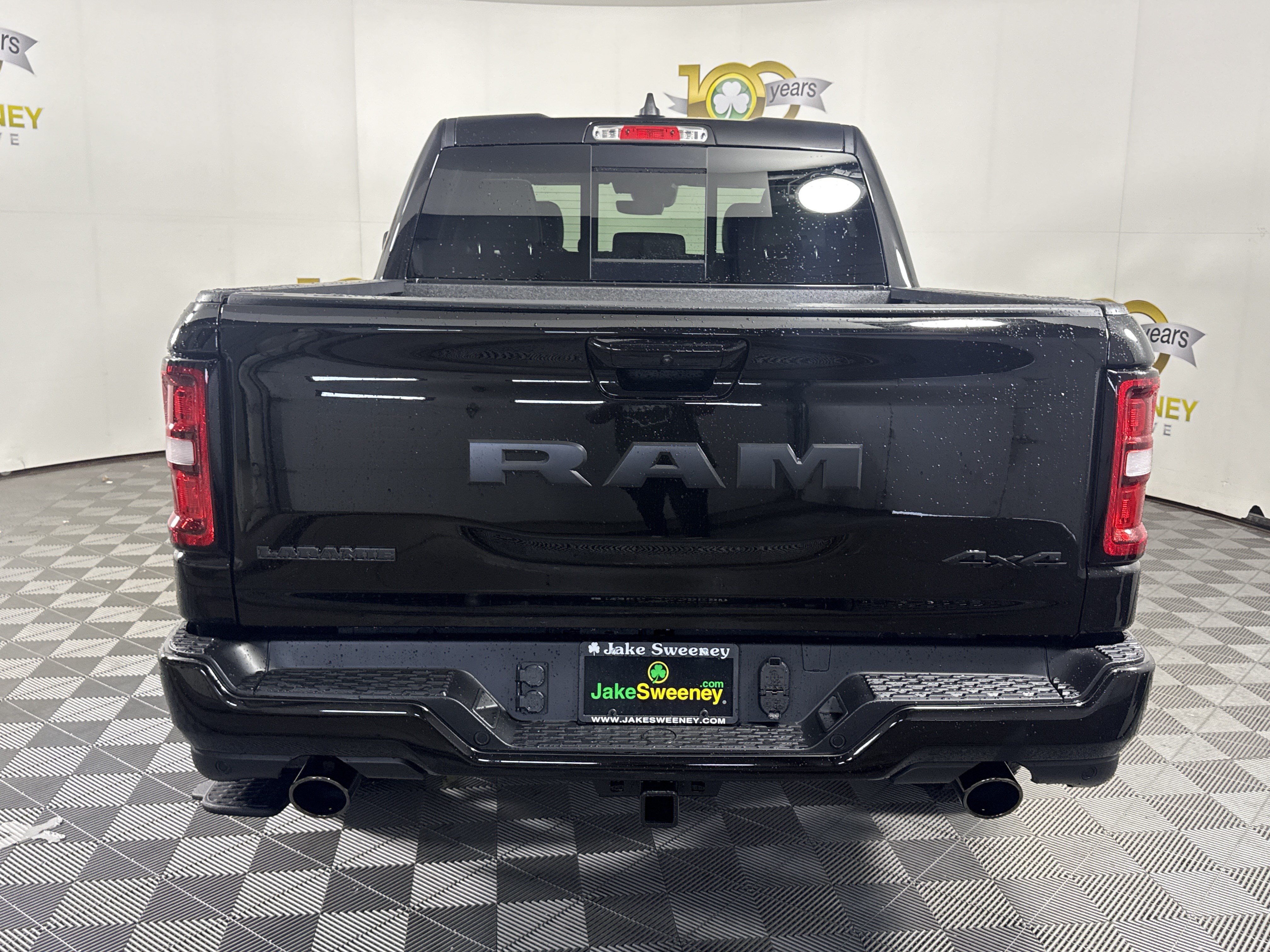 New 2027 RAM 1500 Laramie w/ Night Edition AWD/4WD image 7