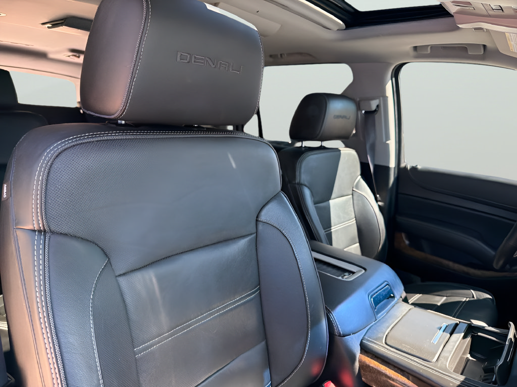 Used 2016 GMC Yukon XL Denali w/ Open Road Package RWD image 36