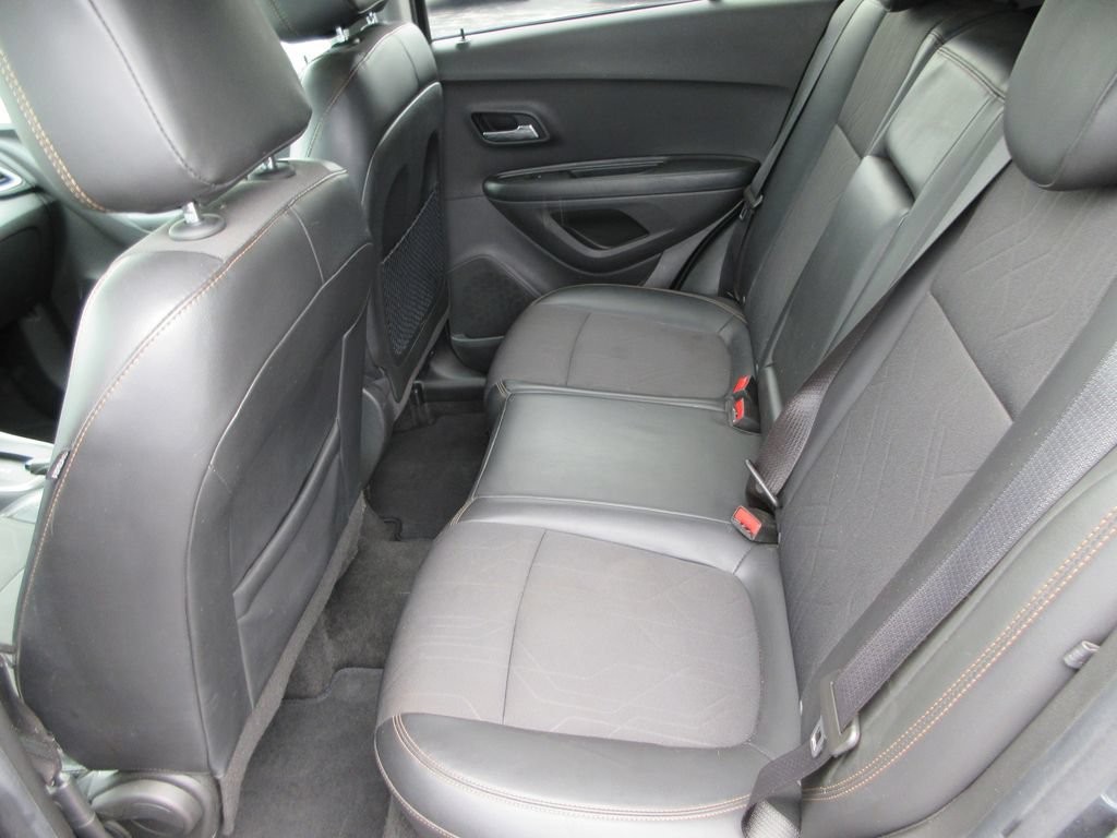 Certified 2021 Chevrolet Trax LT AWD/4WD image 14