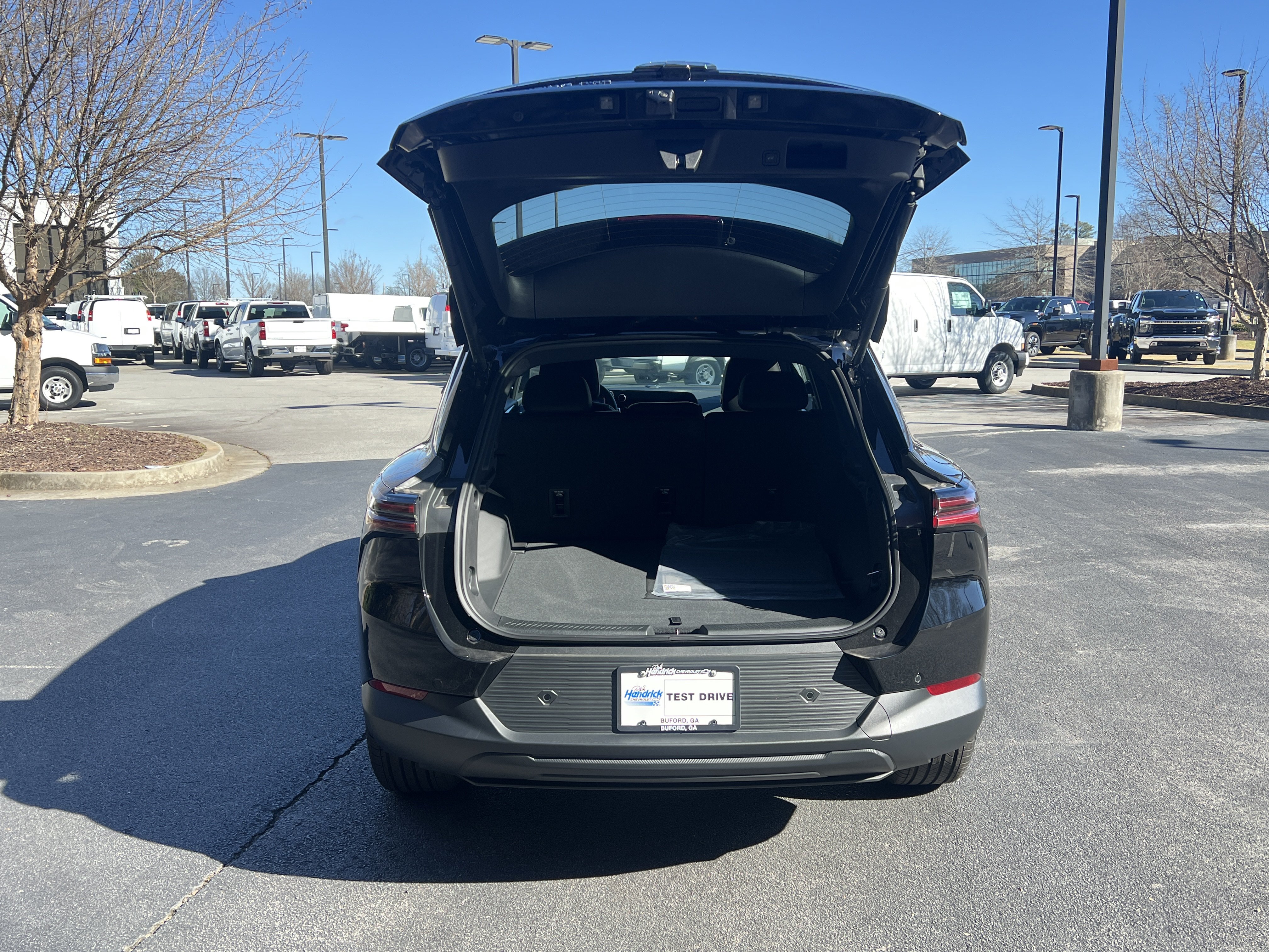 New 2026 Chevrolet Equinox EV LT AWD/4WD image 11