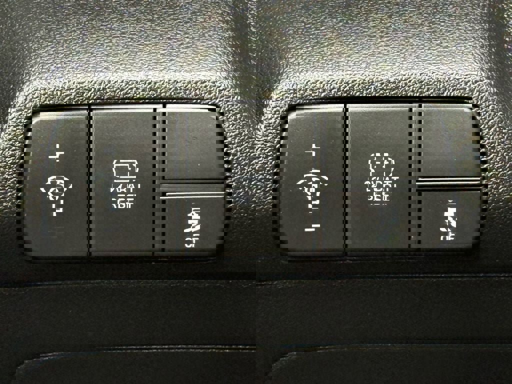 Used 2024 Hyundai Elantra Blue image 20