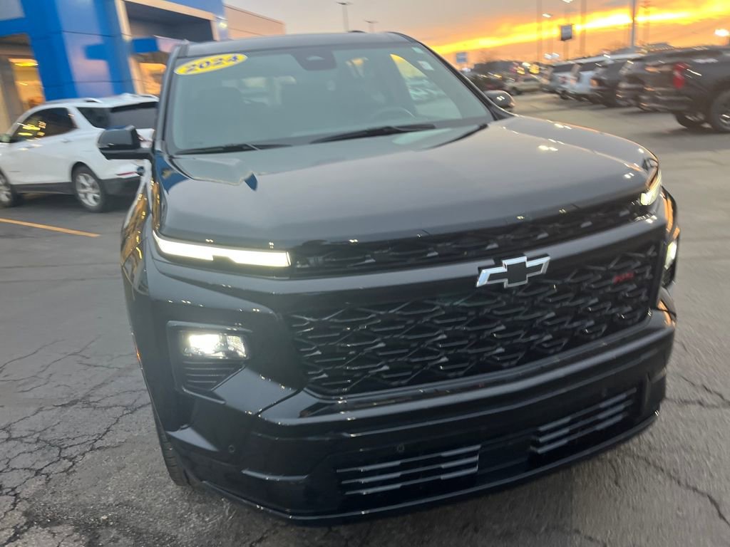 Used 2024 Chevrolet Traverse RS w/ LPO, Floor Liner Package image 8