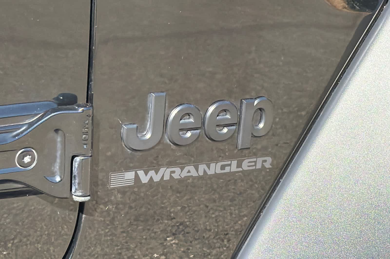 Used 2023 Jeep Wrangler Unlimited Sport AWD/4WD image 32
