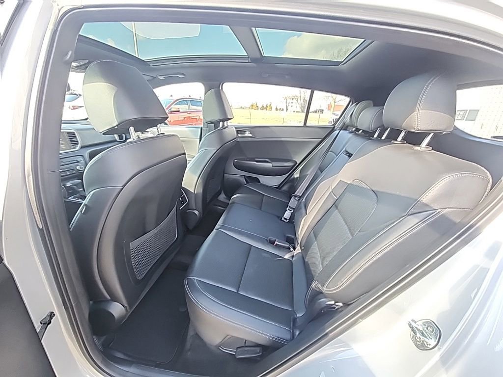 Used 2022 Kia Sportage Nightfall Edition image 26