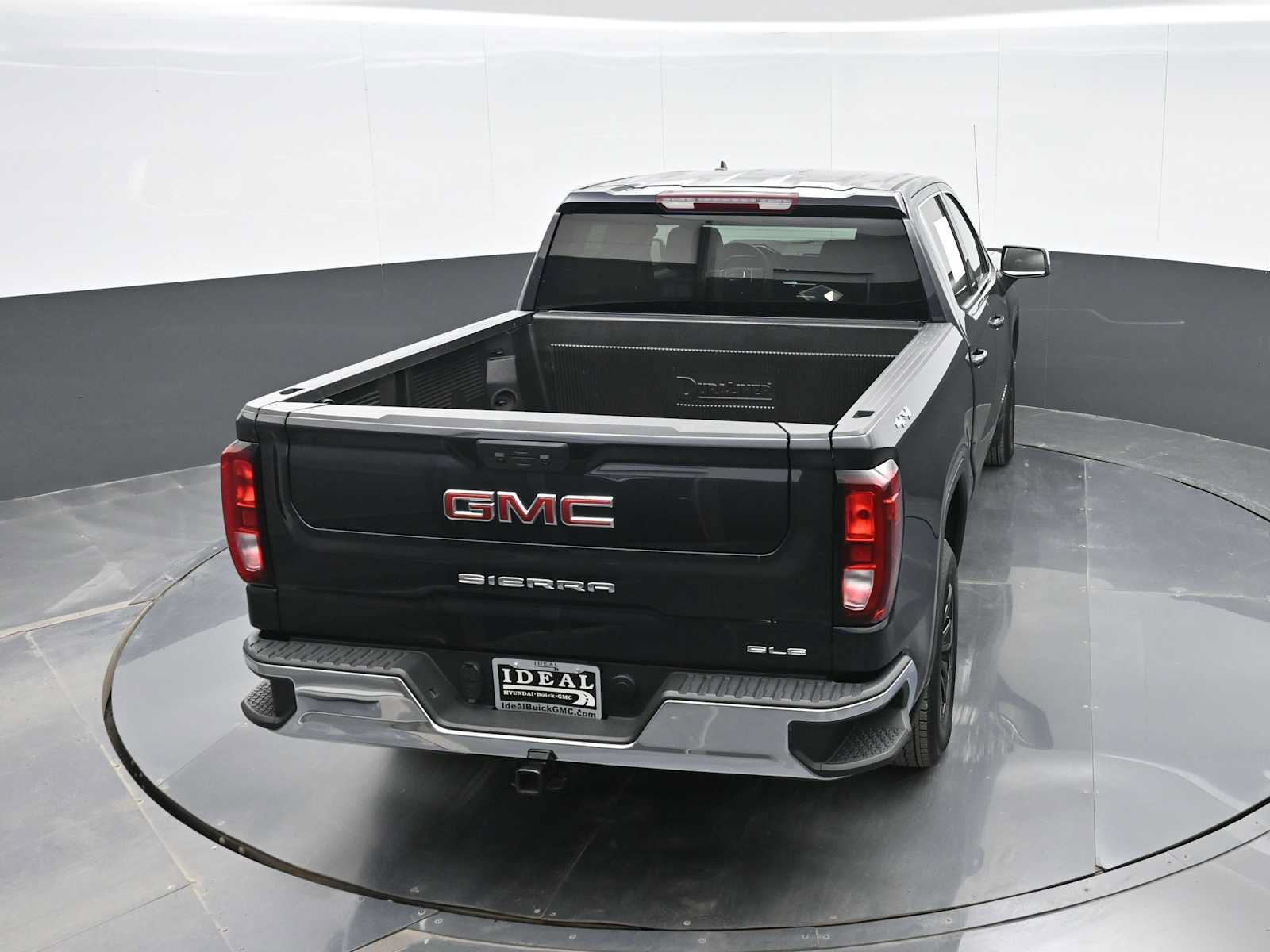 Used 2024 GMC Sierra 1500 SLE AWD/4WD image 25