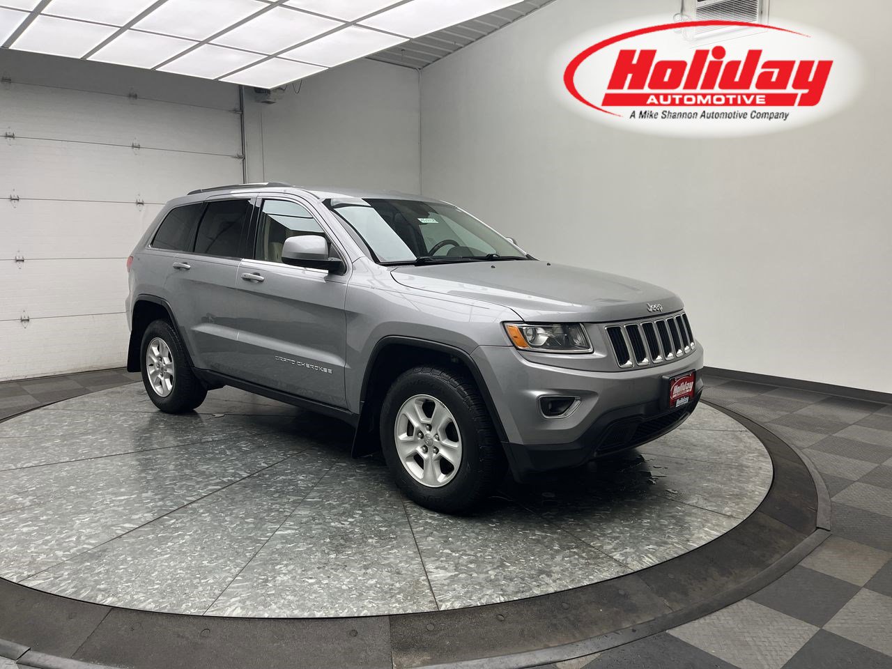 Used 2016 Jeep Grand Cherokee Laredo w/ Quick Order Package 23E image 1