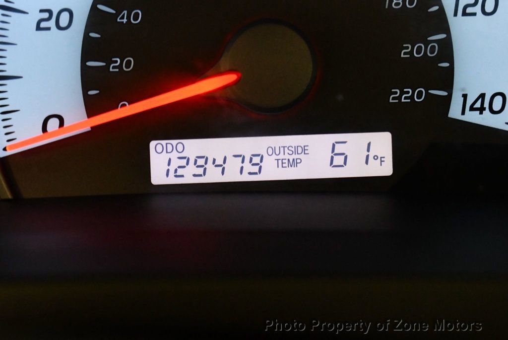 Used 2010 Toyota Camry FWD image 30
