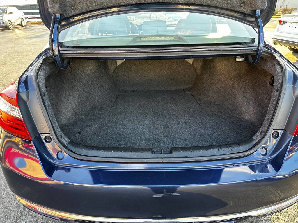 Used 2017 Honda Accord LX image 19