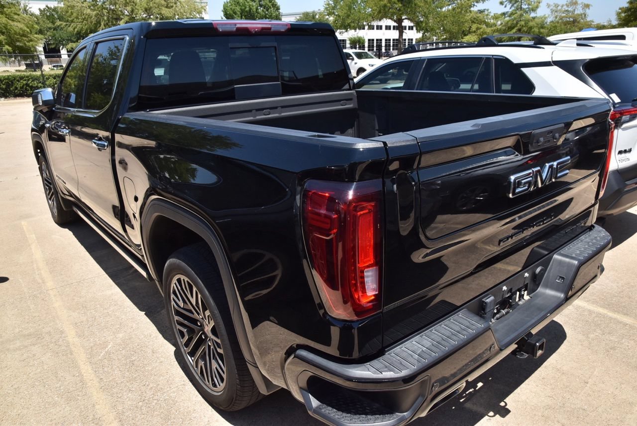 Used 2023 GMC Sierra 1500 Denali w/ Denali Reserve Package AWD/4WD image 9