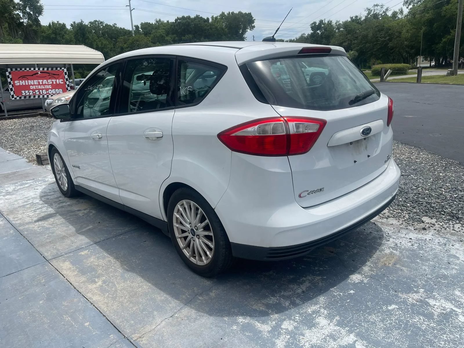 Used 2016 Ford C-MAX SE FWD image 11