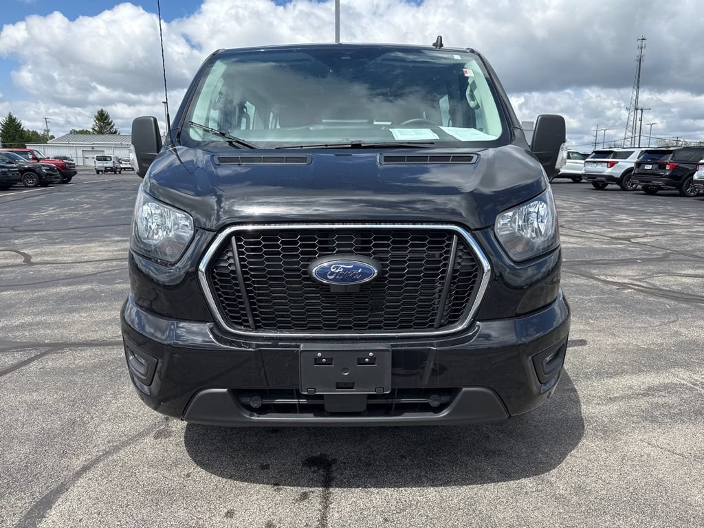 Used 2025 Ford Transit 350 XLT RWD image 3
