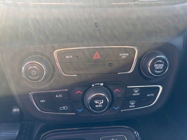 Used 2019 Jeep Compass Latitude AWD/4WD image 30