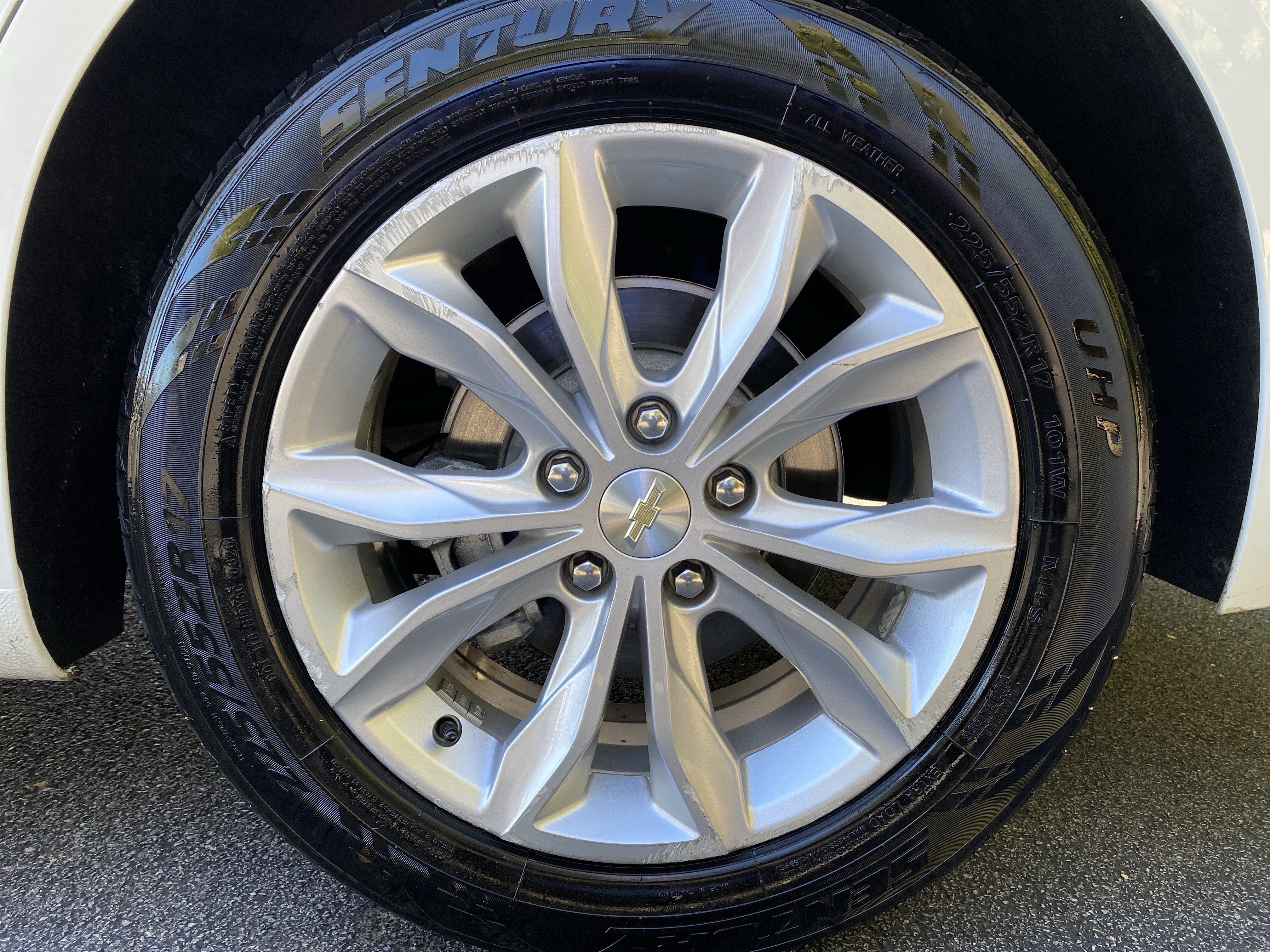 Used 2020 Chevrolet Malibu LT FWD image 38