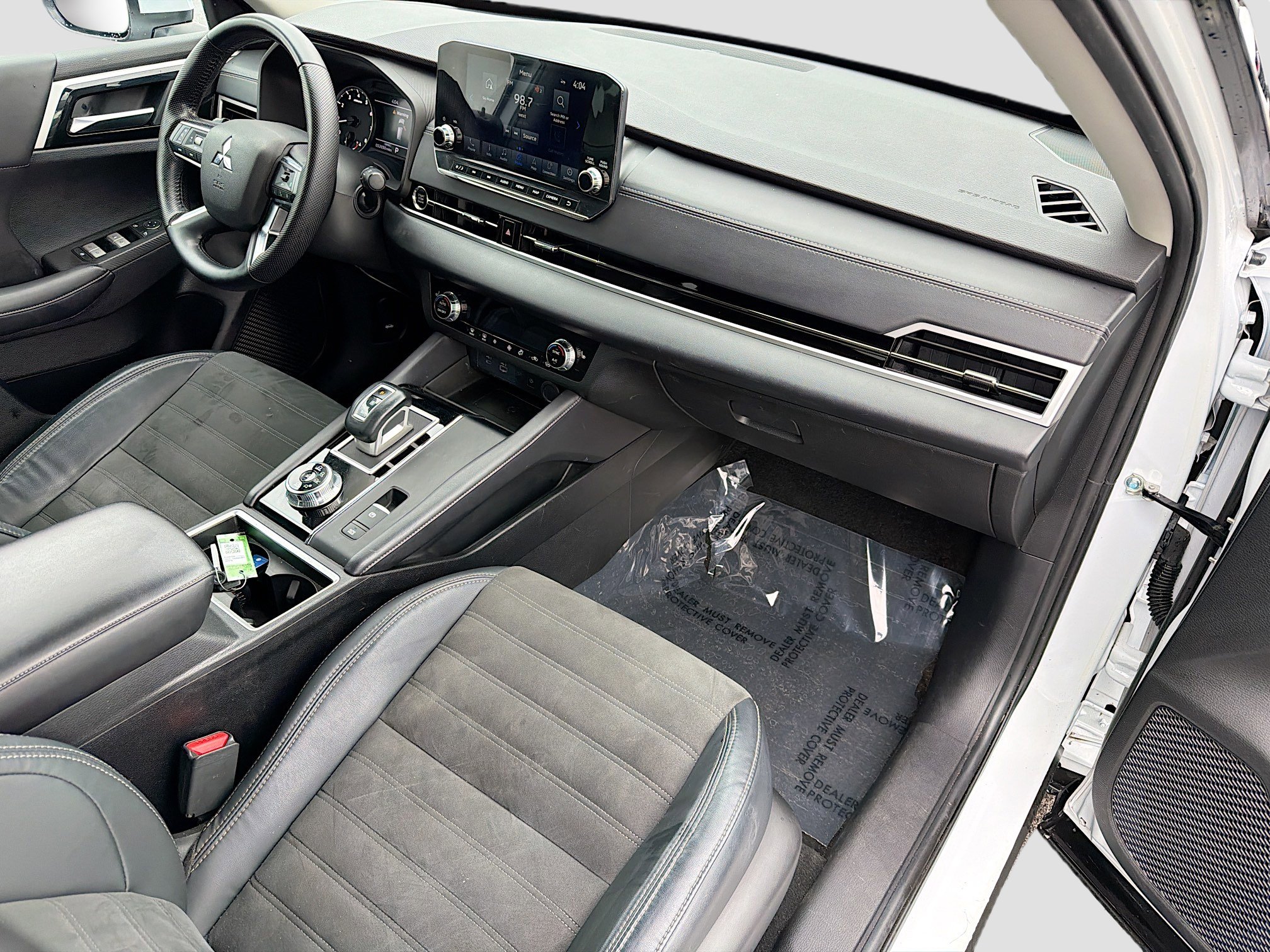 Used 2022 Mitsubishi Outlander SE AWD/4WD image 13