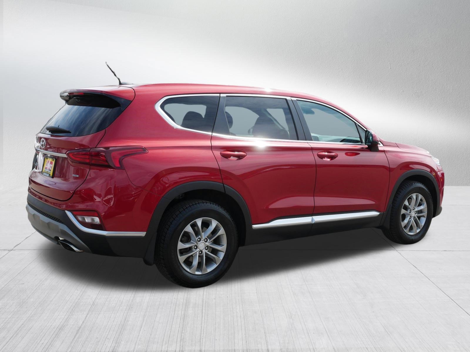 Used 2019 Hyundai Santa Fe SE AWD/4WD image 7