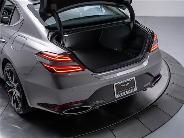 New 2026 Genesis G70 2.5T Prestige image 10