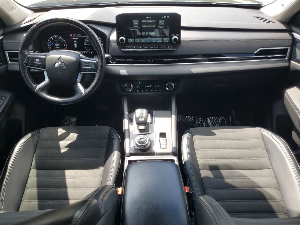 Used 2024 Mitsubishi Outlander SE FWD image 11