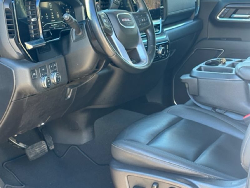 Used 2025 GMC Sierra 1500 SLT AWD/4WD image 7