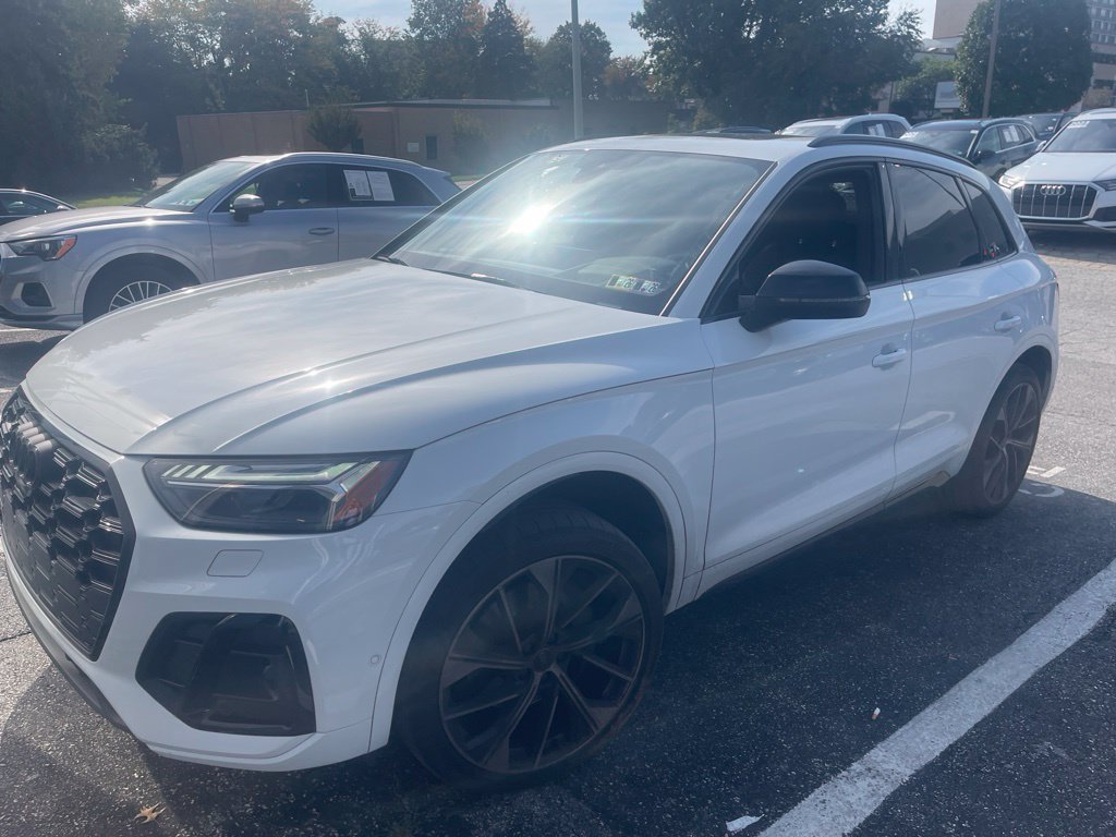 Used 2024 Audi SQ5 Prestige w/ Prestige Package AWD/4WD image 3