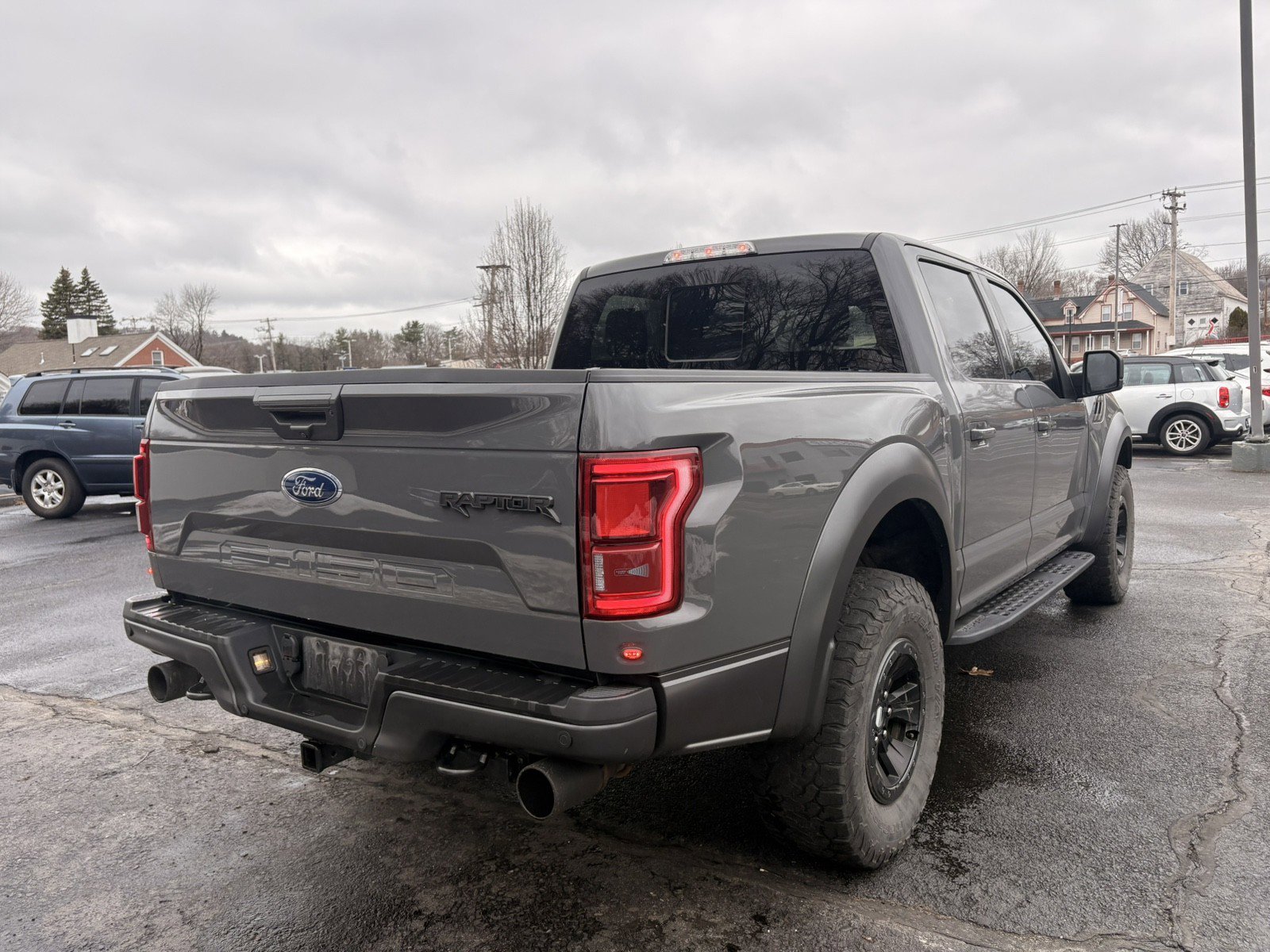 Used 2018 Ford F150 Raptor w/ Equipment Group 802A Luxury image 5