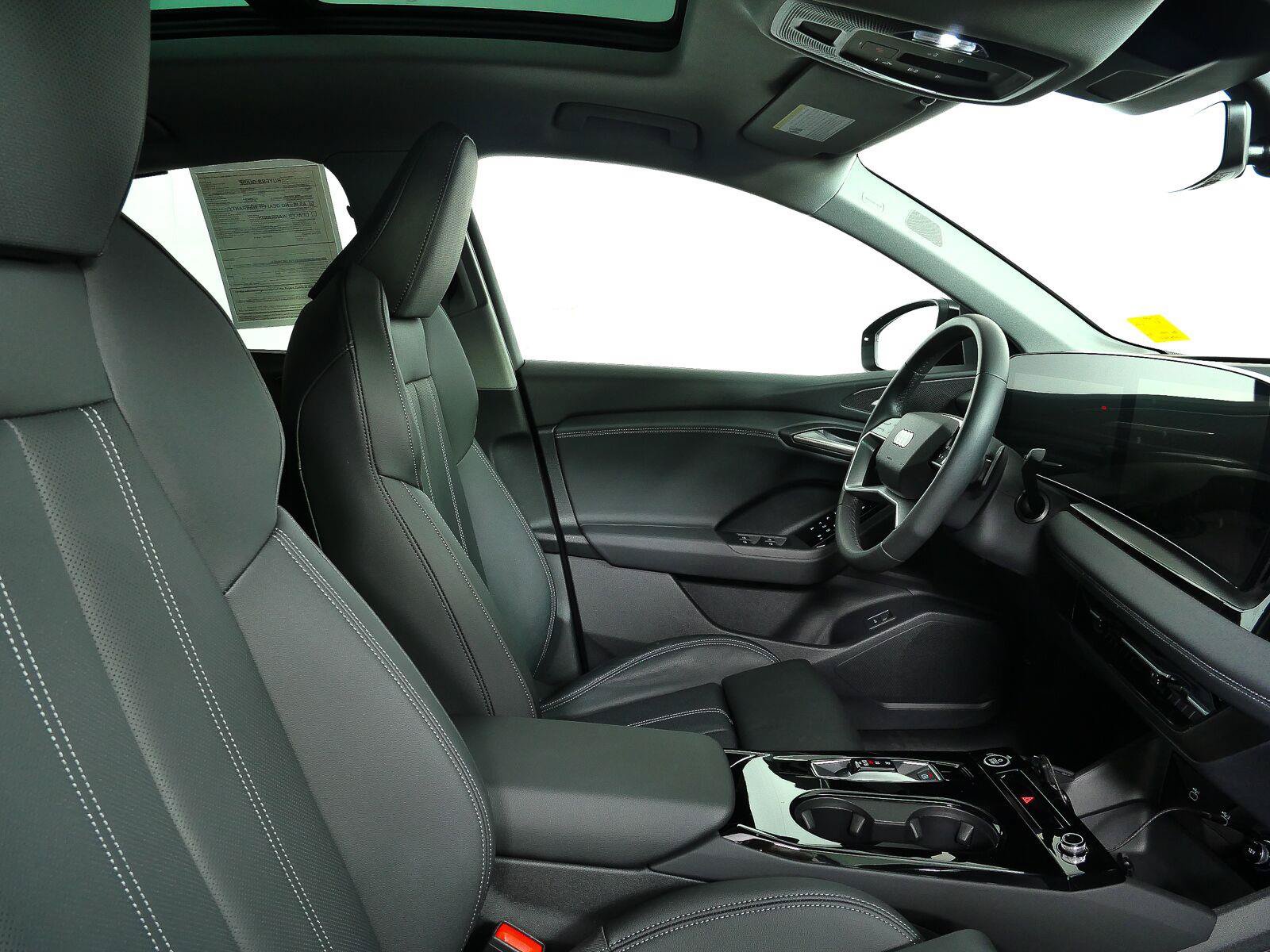 Used 2025 Audi Q6 e-tron Prestige w/ Black Warm Weather Package AWD/4WD image 20