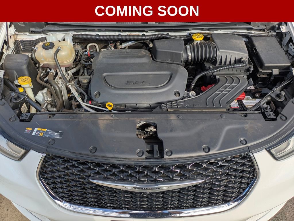 Used 2022 Chrysler Pacifica Touring-L image 8