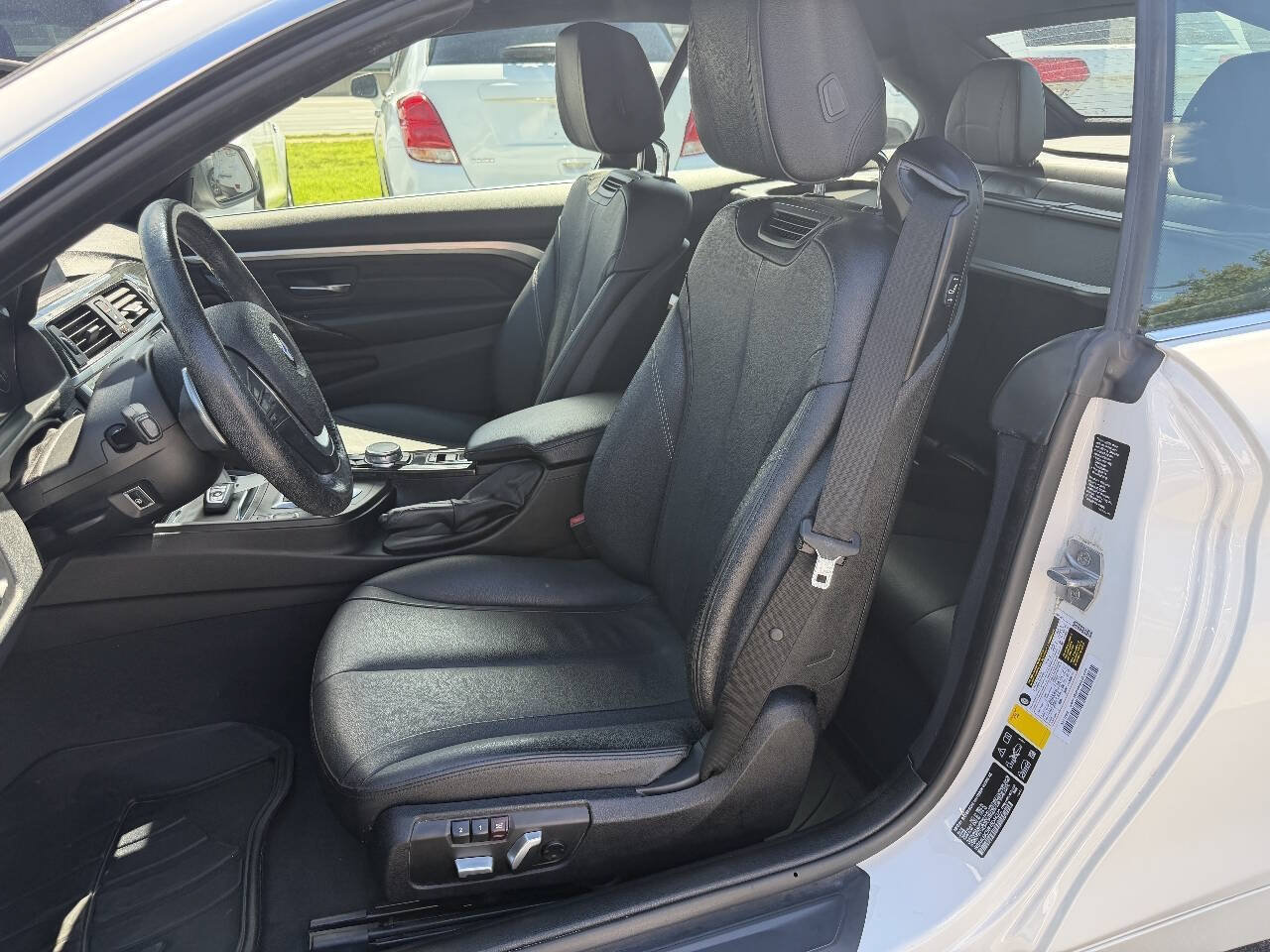 Used 2017 BMW 430i xDrive Convertible AWD/4WD image 11