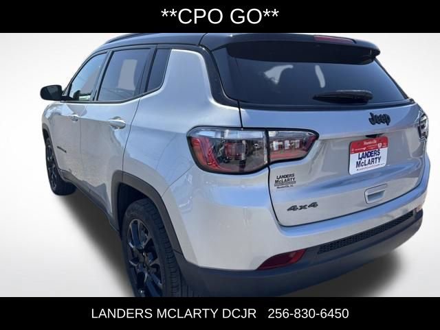 Used 2024 Jeep Compass Latitude w/ Sun and Sound Group AWD/4WD image 4