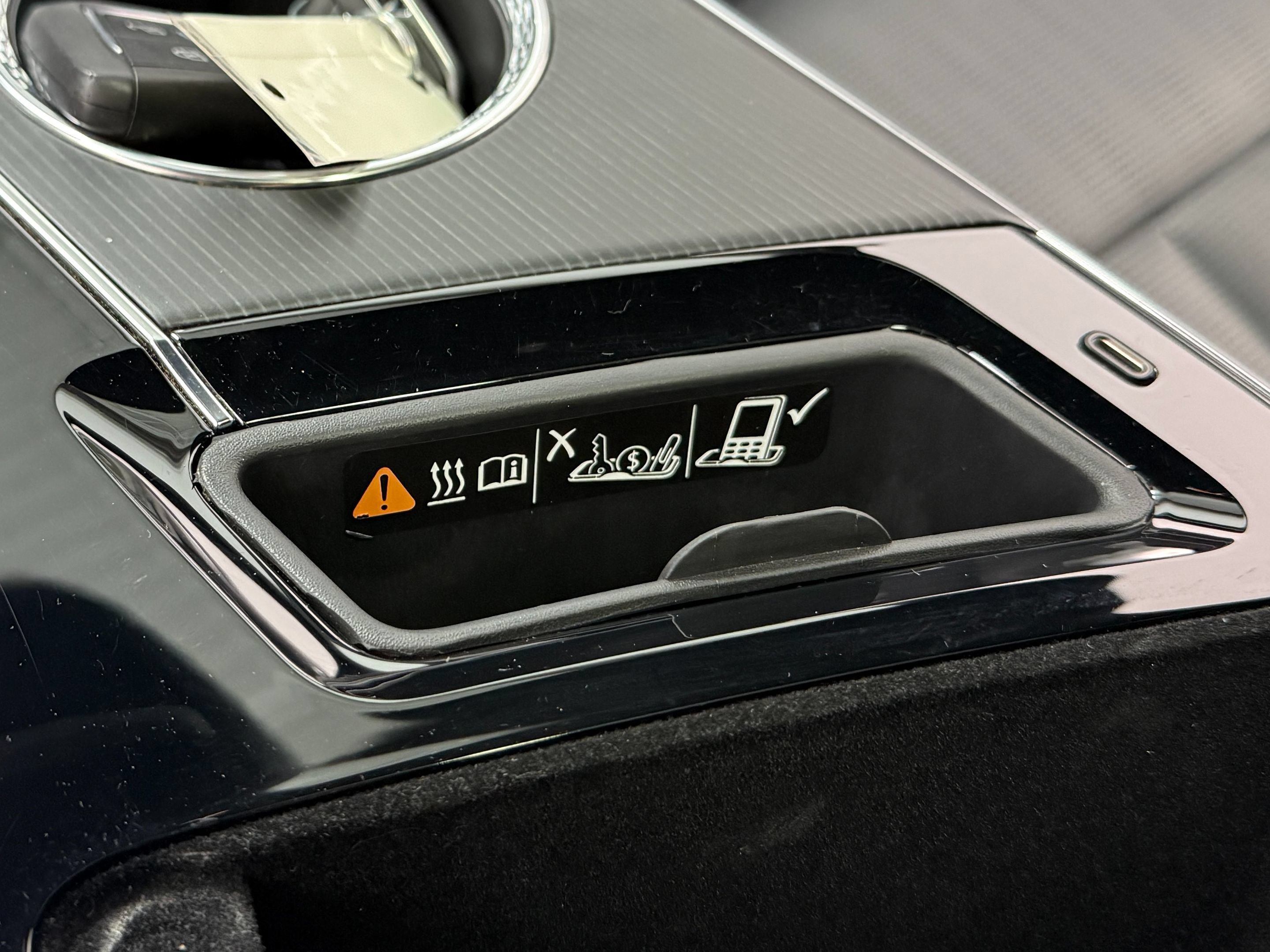 Used 2024 Cadillac Lyriq Sport RWD image 39
