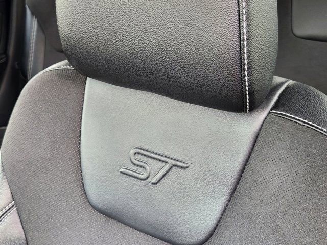 Used 2023 Ford Edge ST AWD/4WD image 23