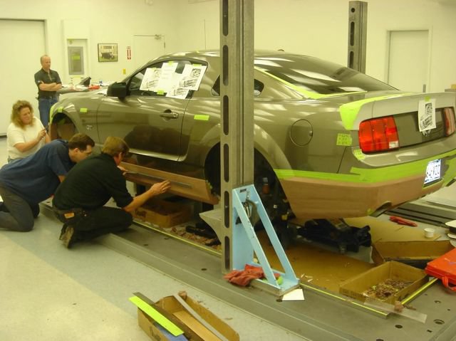 Used 2005 Ford Mustang GT RWD image 60
