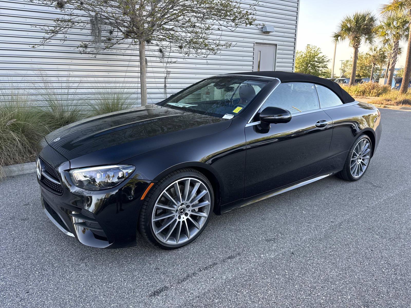 Used 2023 Mercedes-Benz E 450 Cabriolet image 1